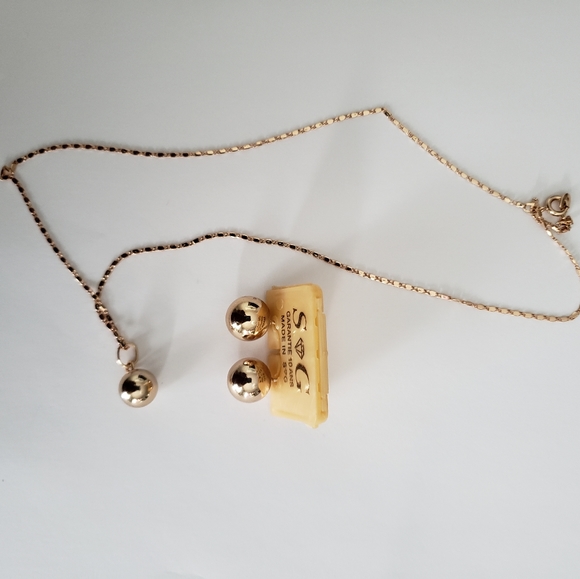 Gold filled GL earrings and necklace set - Picture 8 of 13